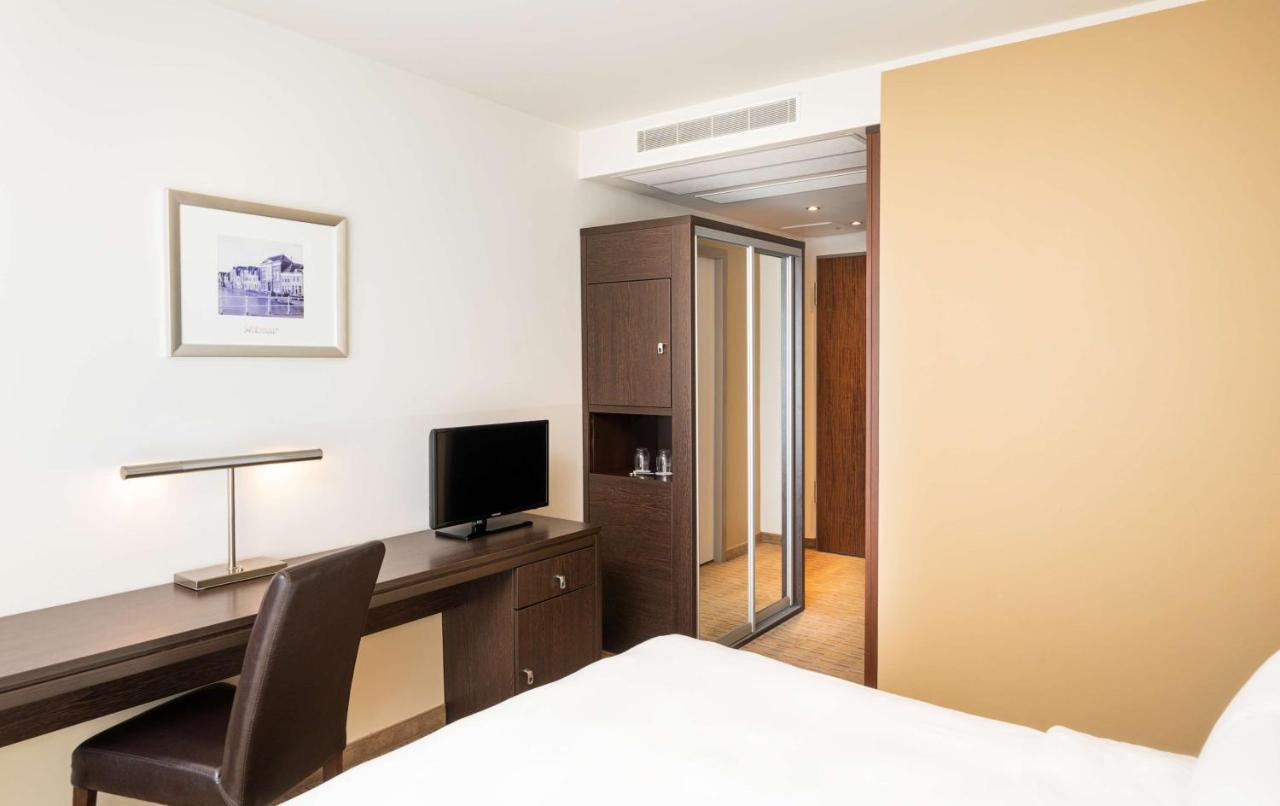Elaya Hotel Hamburg Finkenwerder Ehemals The Rilano Hotel Хамбург Екстериор снимка