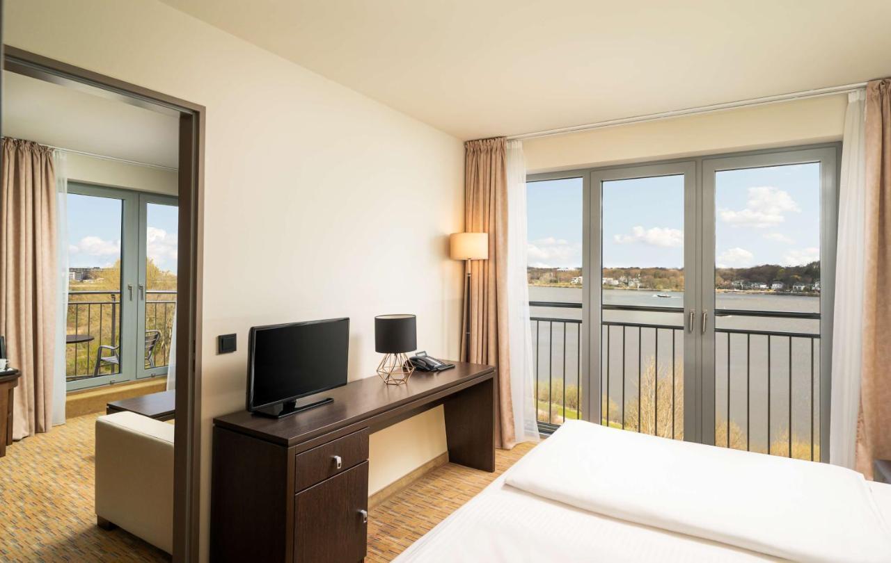Elaya Hotel Hamburg Finkenwerder Ehemals The Rilano Hotel Хамбург Екстериор снимка