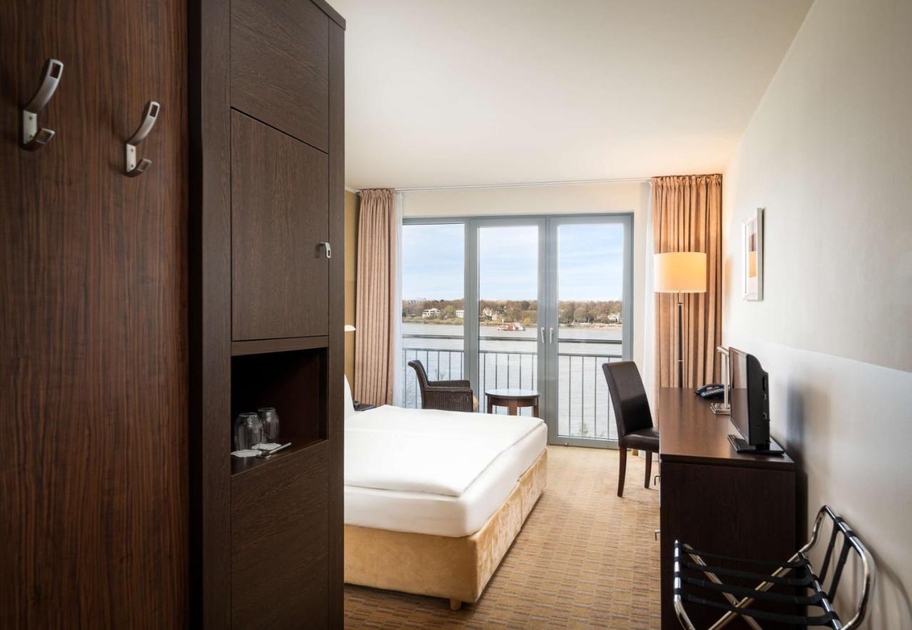 Elaya Hotel Hamburg Finkenwerder Ehemals The Rilano Hotel Хамбург Екстериор снимка