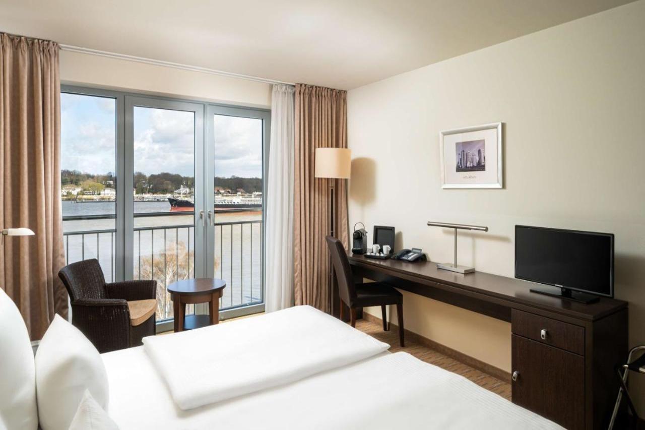 Elaya Hotel Hamburg Finkenwerder Ehemals The Rilano Hotel Хамбург Екстериор снимка